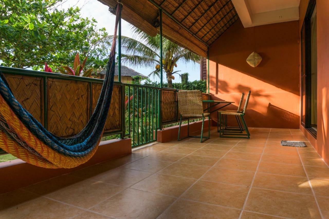 Hangout Beach Resort Caticlan Eksteriør billede